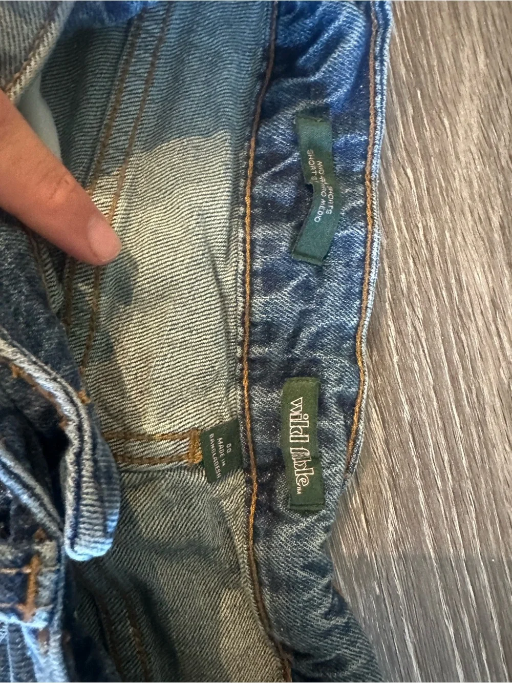 Wild fable baggy long denim shorts size 00